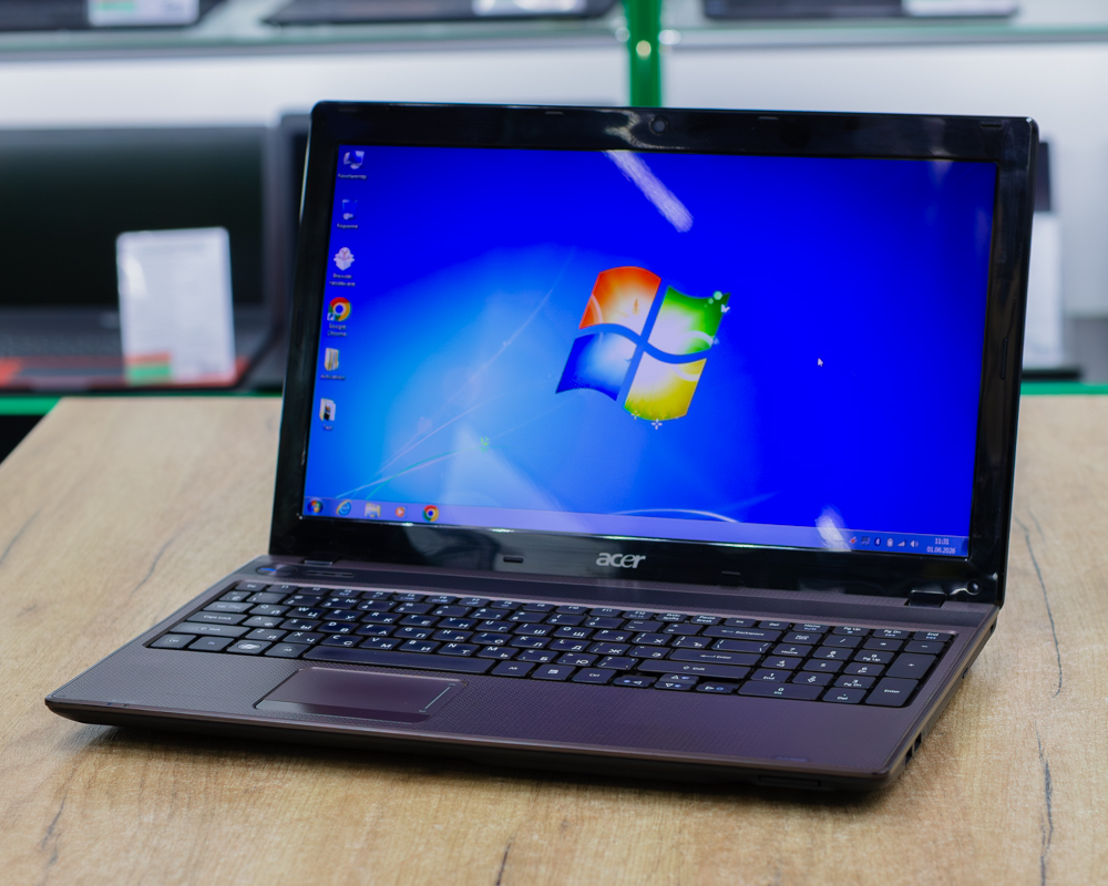 Ноутбук Acer Aspire 5742ZG (HD/Pentium P6200/Radeon HD 6300M 512MB/4GB/HDD 500GB)