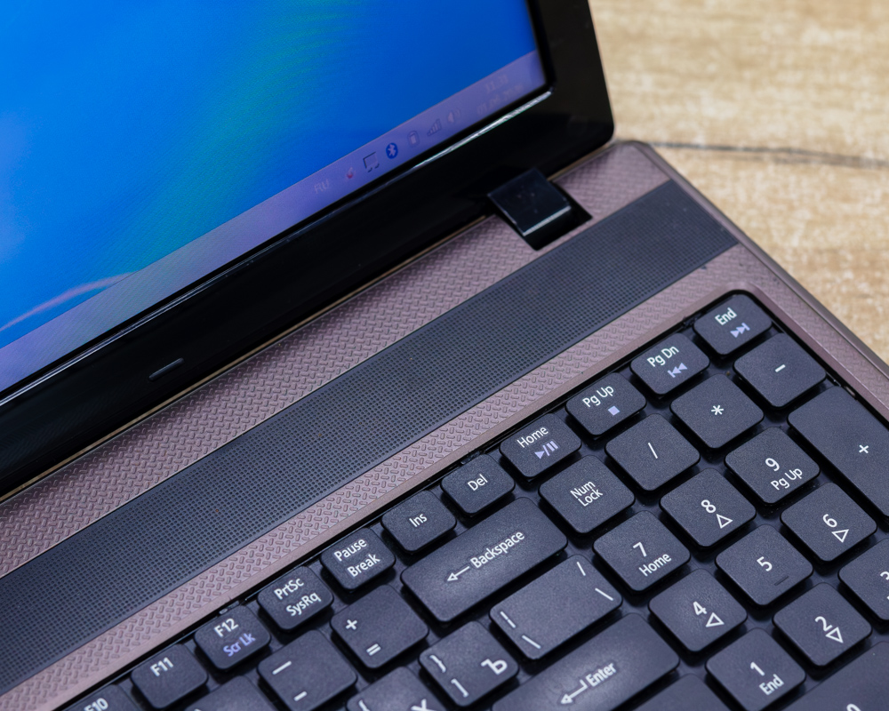 Ноутбук Acer Aspire 5742ZG (HD/Pentium P6200/Radeon HD 6300M 512MB/4GB/HDD 500GB)