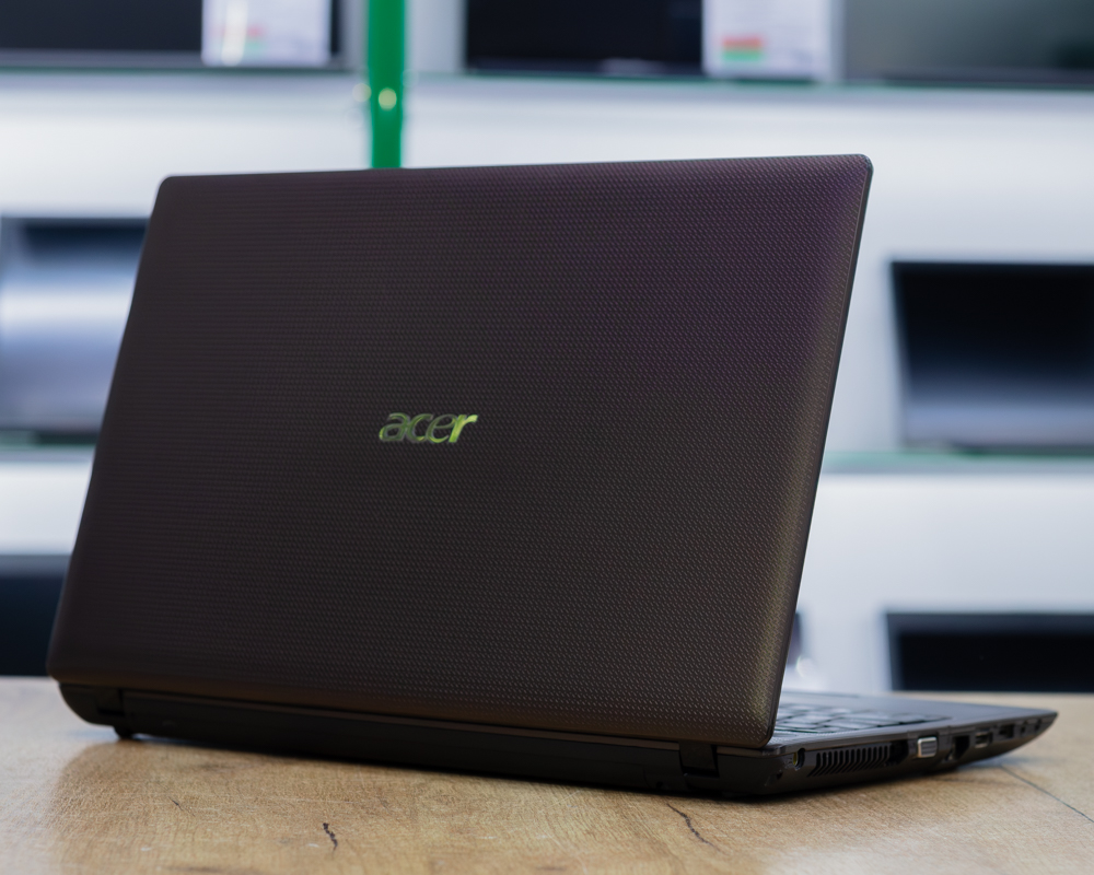 Ноутбук Acer Aspire 5742ZG (HD/Pentium P6200/Radeon HD 6300M 512MB/4GB/HDD 500GB)