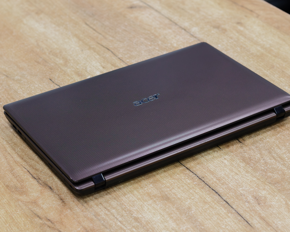 Ноутбук Acer Aspire 5742ZG (HD/Pentium P6200/Radeon HD 6300M 512MB/4GB/HDD 500GB)