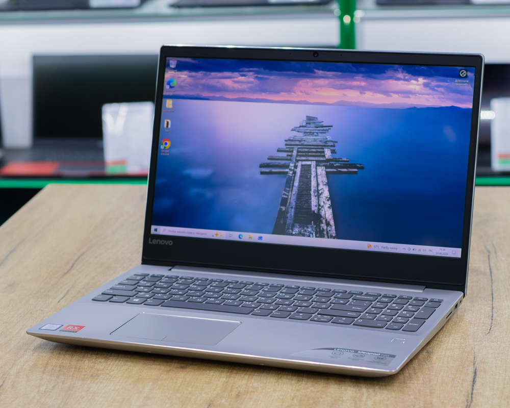 Ноутбук Lenovo IdeaPad 720-15IKB (FHD IPS/i5-7gen/Radeon RX 560 4GB/8GB/SSD+HDD 256+1000GB)