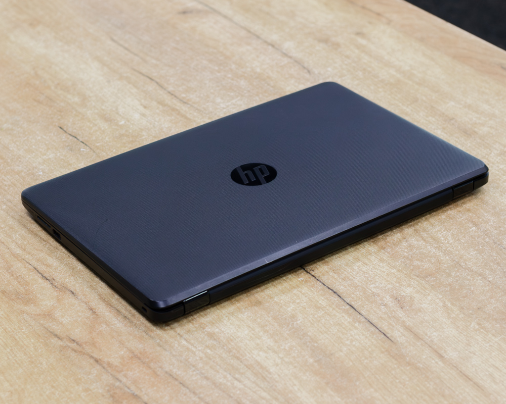 Ноутбук HP 15-bw (HD/A9-9420/Radeon R5 M330 2GB/8GB/HDD 1TB)