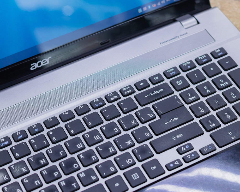 Ноутбук Acer Aspire V3-731 (HD+/Pentium 2020M/8GB/HDD 1TB)