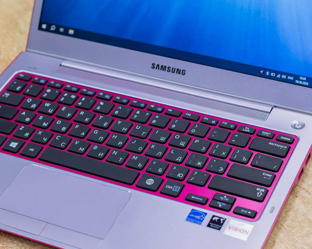 Ноутбук Samsung NP535U3C (HD/A4-4355M/4GB/HDD 500GB)