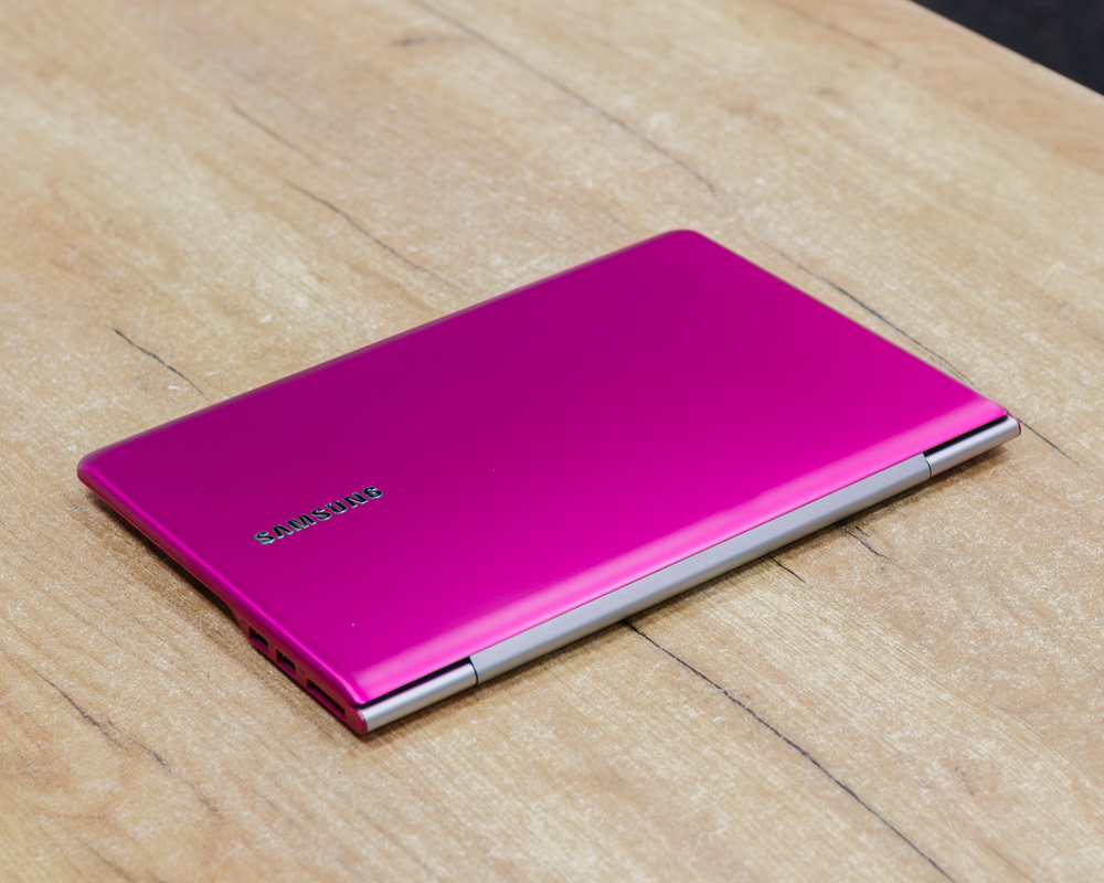 Ноутбук Samsung NP535U3C (HD/A4-4355M/4GB/HDD 500GB)