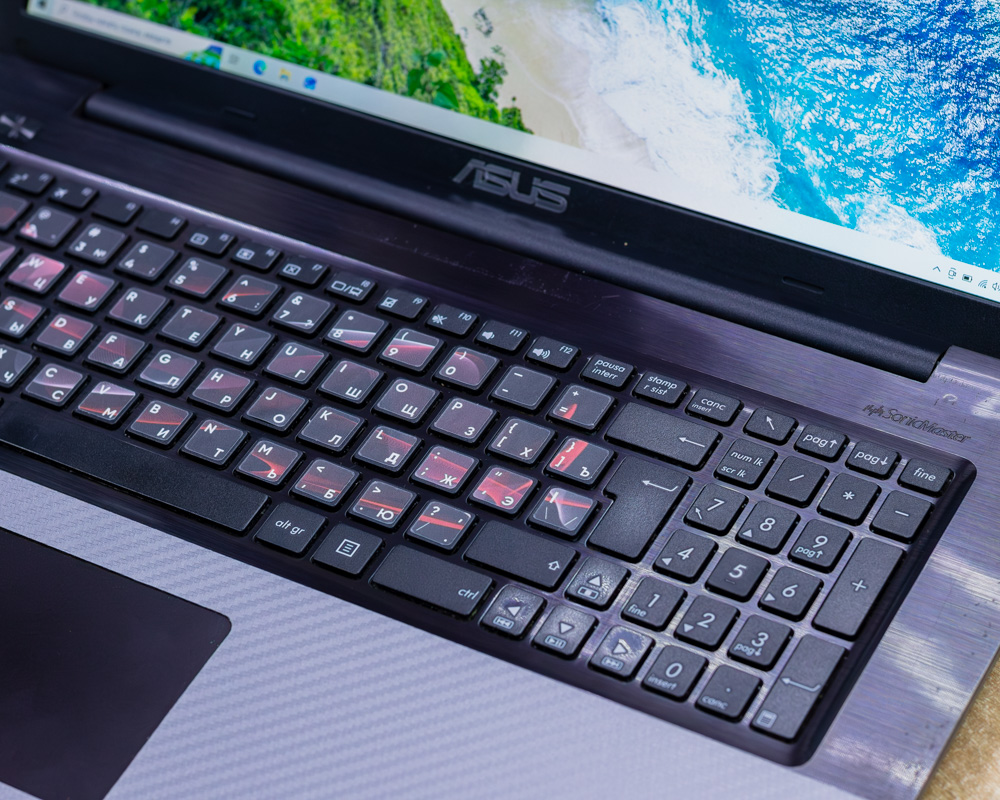 Игровой ноутбук Asus X756U (FHD/i5-6gen/GTX 950M 2GB/8GB/SSD 256GB)
