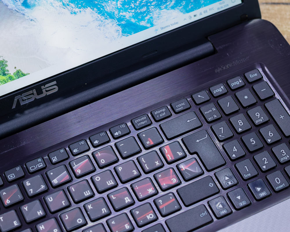 Игровой ноутбук Asus X756U (FHD/i5-6gen/GTX 950M 2GB/8GB/SSD 256GB)