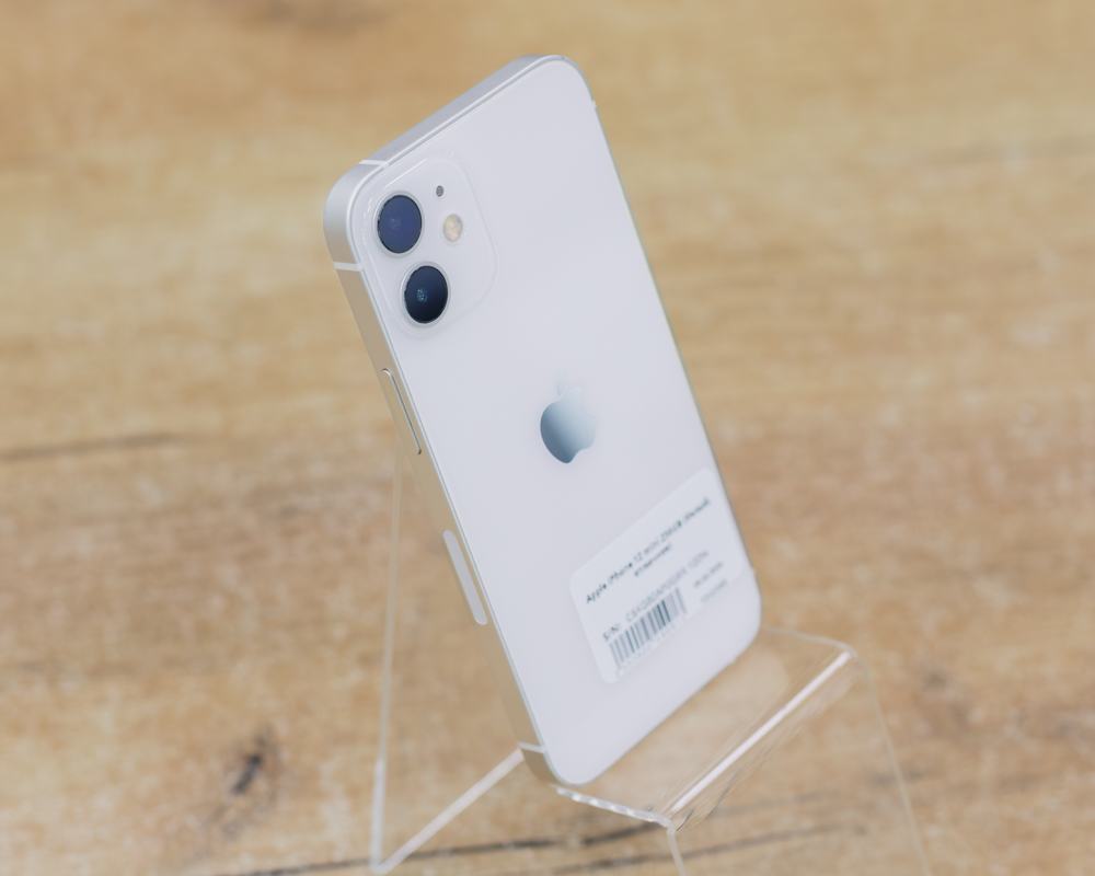 Apple iPhone 12 mini 256GB (белый, отличное)