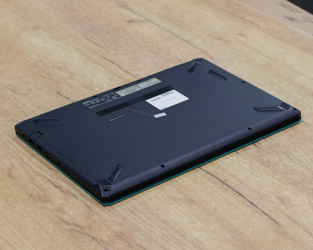 Игровой ноутбук Asus X570ZD (FHD IPS/Ryzen 2500U/GTX 1050 4GB/16GB/SSD 256GB)