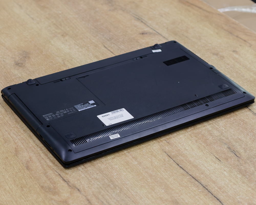 Ноутбук Lenovo G70-70 (HD+/i3-4gen/GT 820M 2GB/6GB/SSD 240GB)
