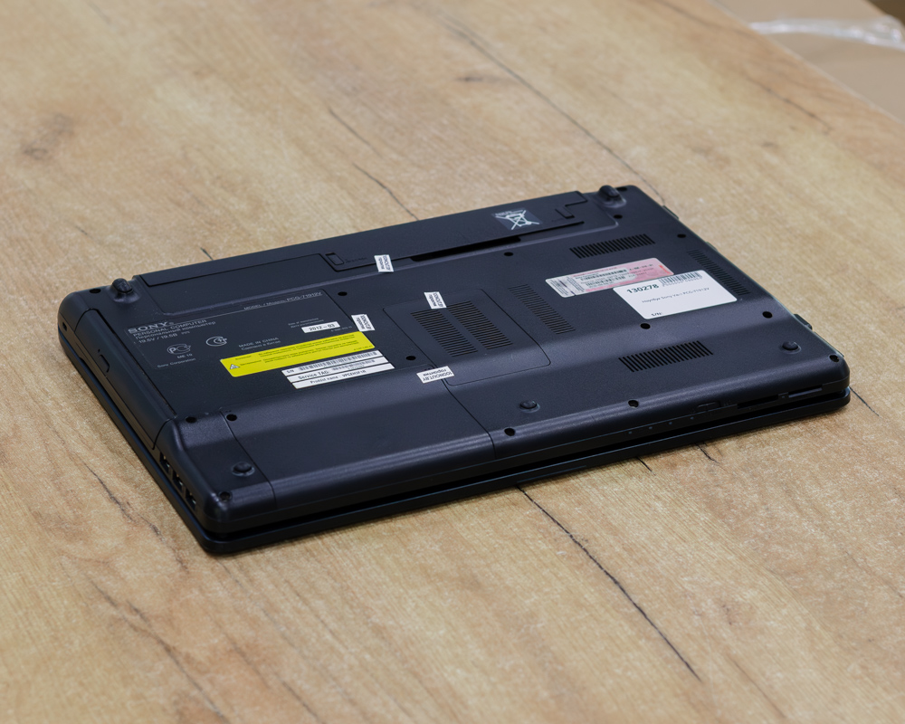 Ноутбук Sony Vaio PCG-71912V (HD/Pentium B960/4GB/SSD 256GB)