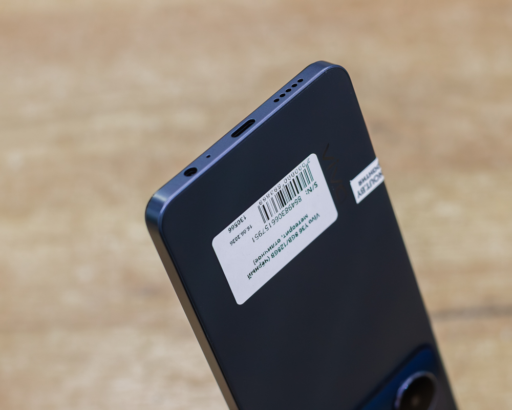 Vivo Y36 8GB/128GB (чёрный метеорит, отличное)