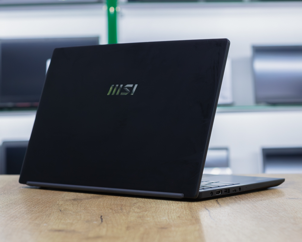 Ноутбук MSI Modern 15 B7M-262BY (FHD IPS/Ryzen 5 7530U/16GB/SSD 512GB)
