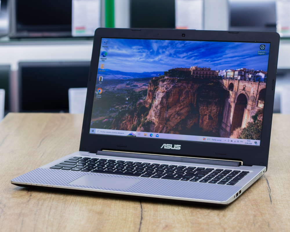 Ноутбук Asus K56CB (HD/i7-3gen/GeForce GT 740M 2GB/8GB/SSD 256GB)
