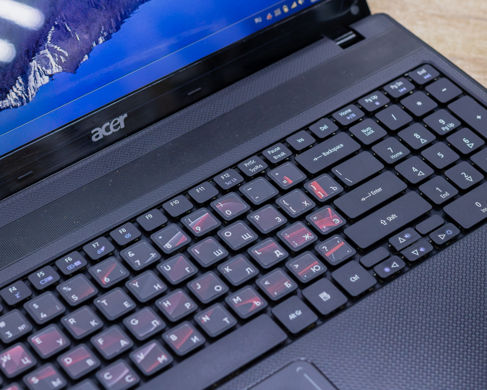 Ноутбук Acer Aspire 5253G (HD/AMD E-300/4GB/HDD 1TB)