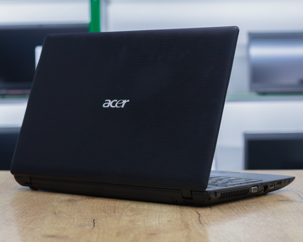 Ноутбук Acer Aspire 5253G (HD/AMD E-300/4GB/HDD 1TB)