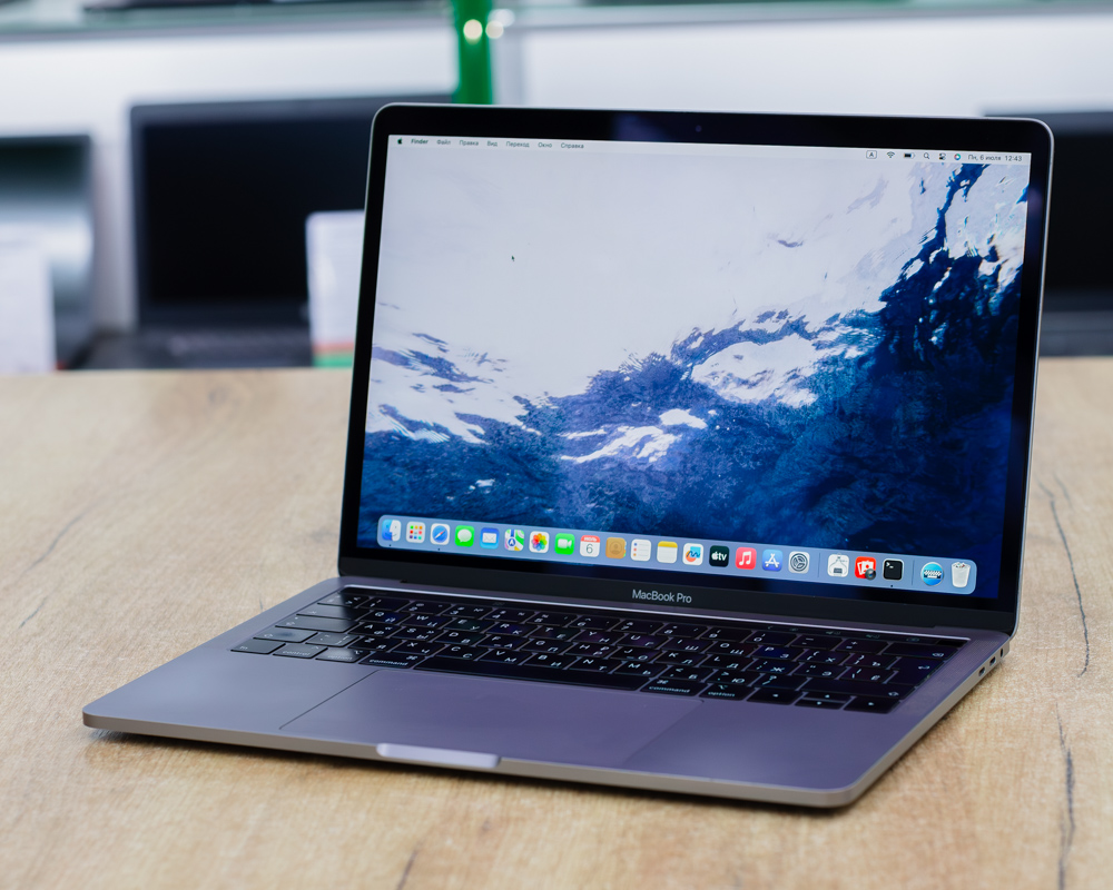 Ноутбук Apple MacBook Pro 13