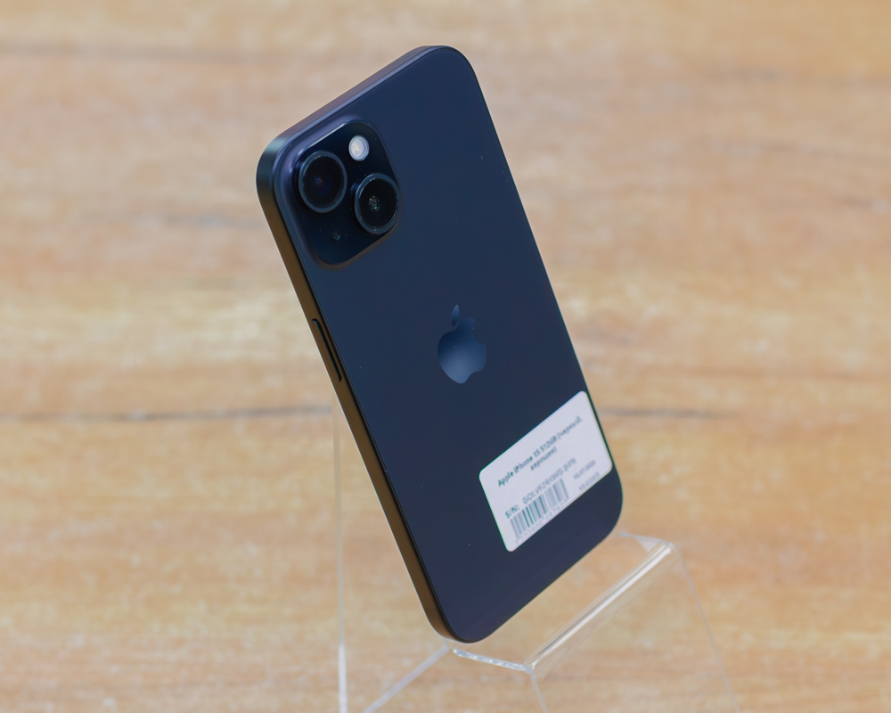Apple iPhone 15 512GB (черный, хорошее)