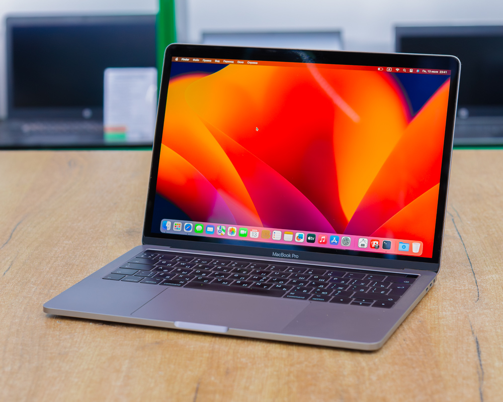 Ноутбук Apple MacBook Pro 13