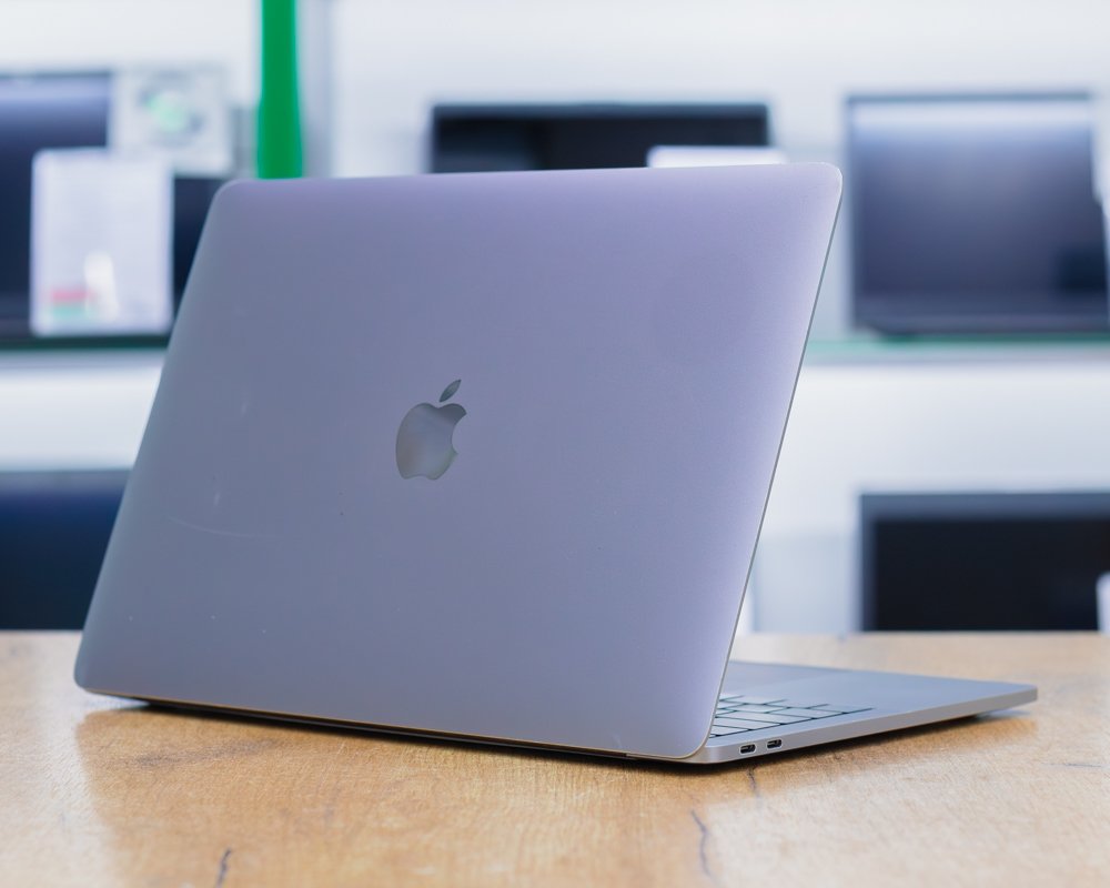 Ноутбук Apple MacBook Pro 13