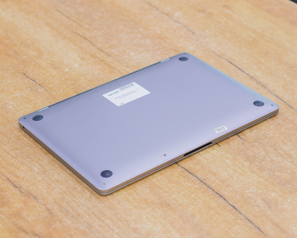 Ноутбук Apple MacBook Pro 13
