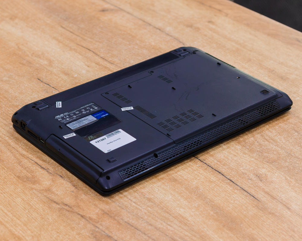 Ноутбук Asus K52J (HD/i3-gen/GeForce 310M 1GB/4GB/HDD 1000GB)