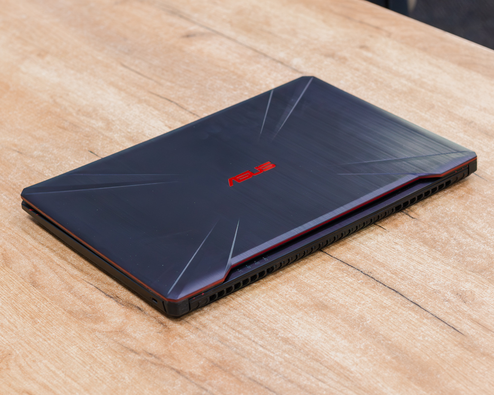 Игровой ноутбук Asus TUF Gaming FX504GD (FHD IPS/i5-8gen/GTX 1050 2GB/16GB/SSD+HDD 128+1000GB)