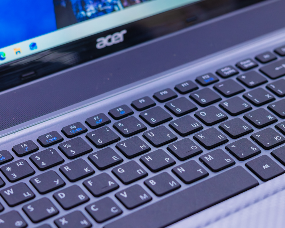 Ноутбук Acer Aspire E1-771G (HD+/i3-3gen/8GB/SSD 120GB)