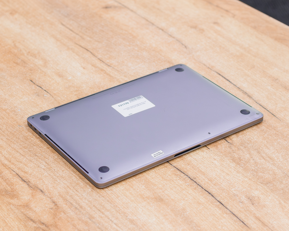 Ноутбук Apple MacBook Pro 13
