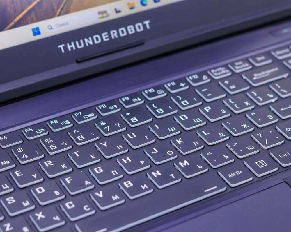Игровой ноутбук Thunderobot 911S Core D (144Hz/i5-12gen/RTX 3050 4GB/16GB/SSD 240GB)