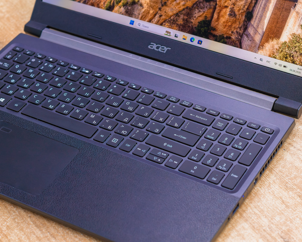 Ноутбук Acer Aspire 7 A715-75G-52C8 (FHD IPS/i5-10gen/12GB/SSD 512GB)
