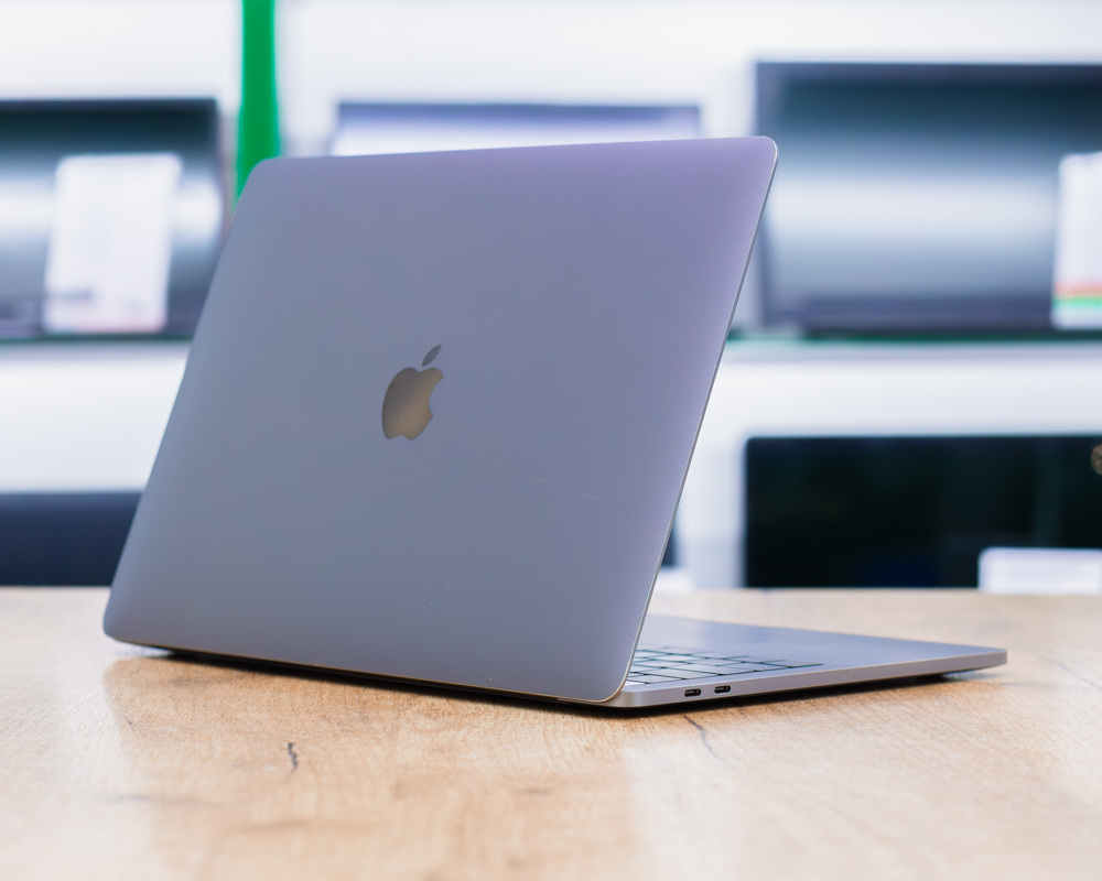 Ноутбук Apple MacBook Pro 13