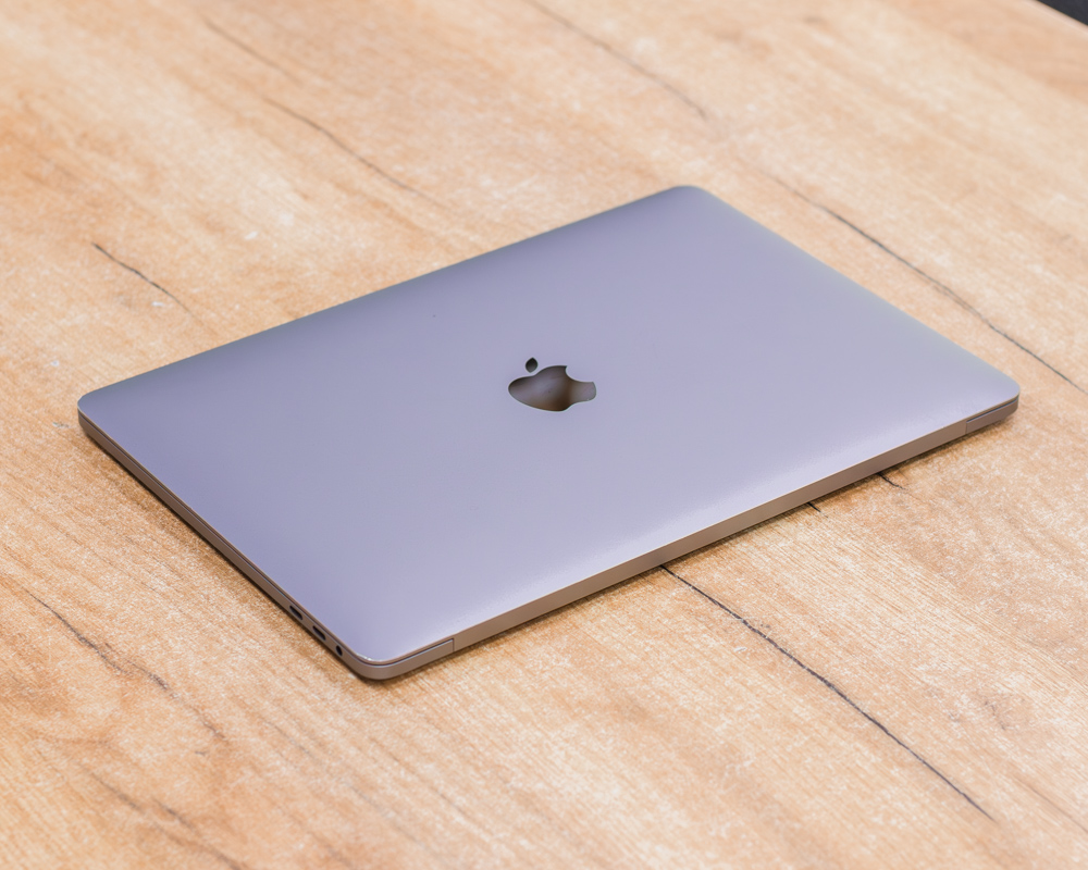 Ноутбук Apple MacBook Pro 13