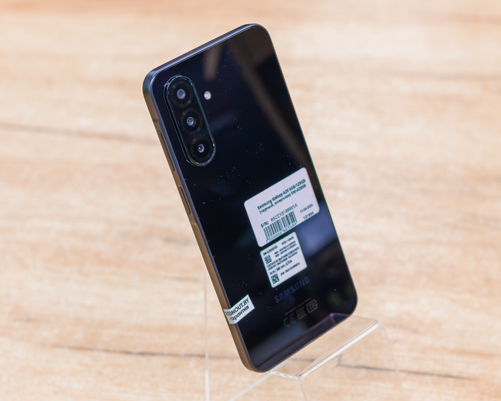 Samsung Galaxy A26 6GB/128GB (черный, отличное) SM-A266B