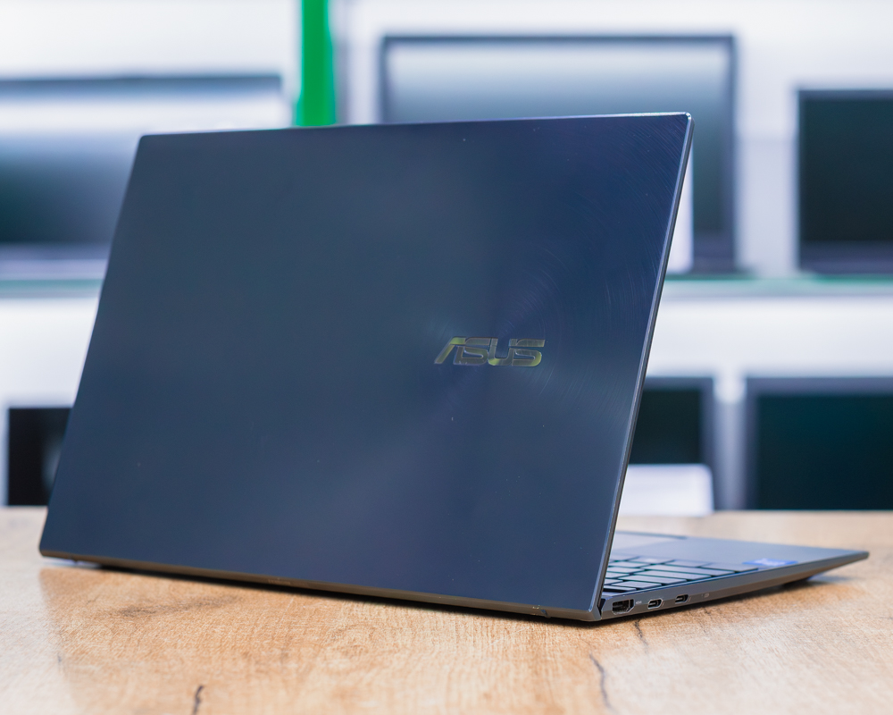 Ноутбук ASUS ZenBook 14 UX425EA-BM296 (FHD IPS/i3-11gen/8GB/SSD 256GB)