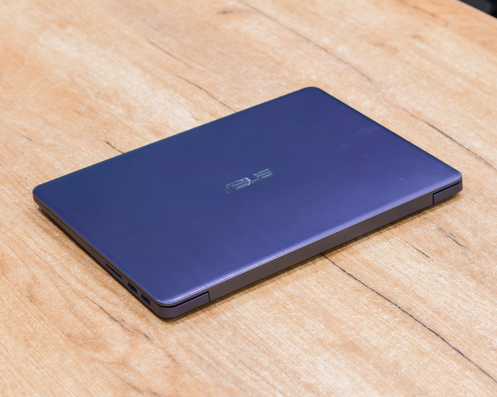 Ноутбук ASUS VivoBook S14 S410UA (HD/i3-7gen/8GB/SSD 240GB)