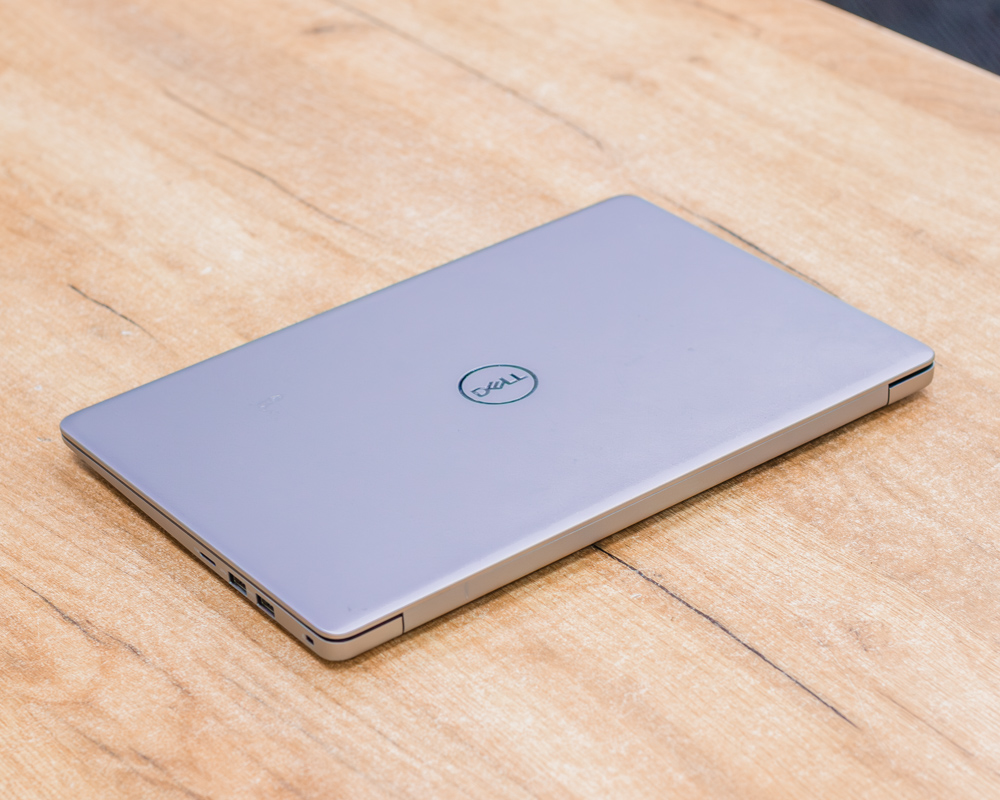 Ноутбук Dell Vostro 13 5370 (FHD IPS/i5-8gen/Radeon 530 2GB/8GB/SSD 256GB)