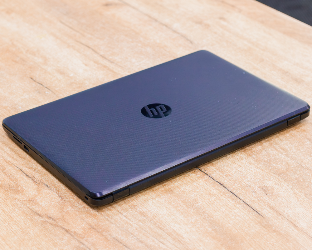 Ноутбук HP 15-bw (HD/AMD E2-9000e/4GB/SSD 128GB)