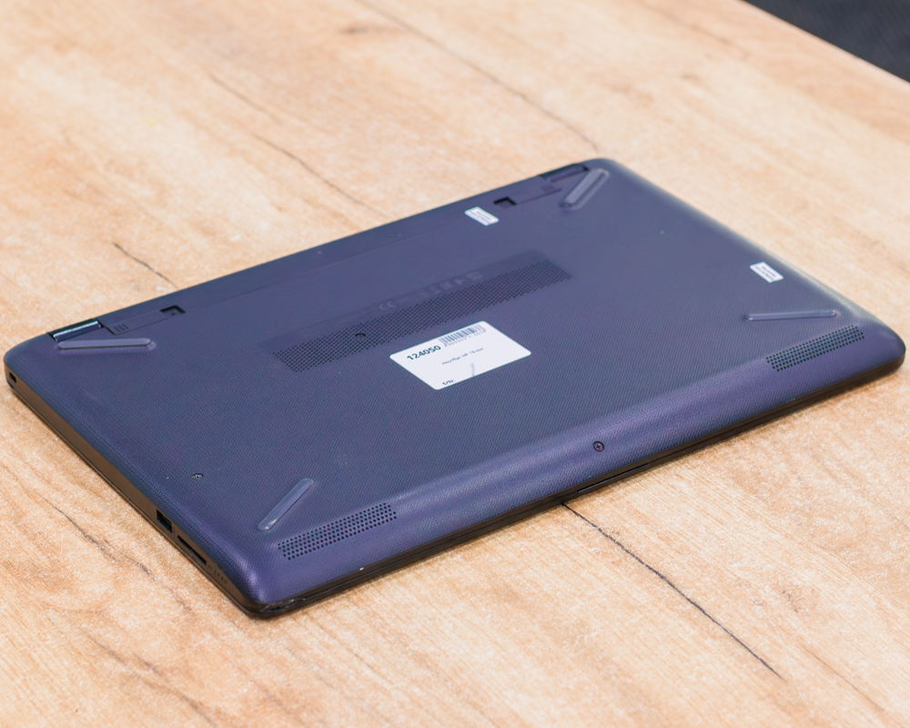 Ноутбук HP 15-bw (HD/AMD E2-9000e/4GB/SSD 128GB)