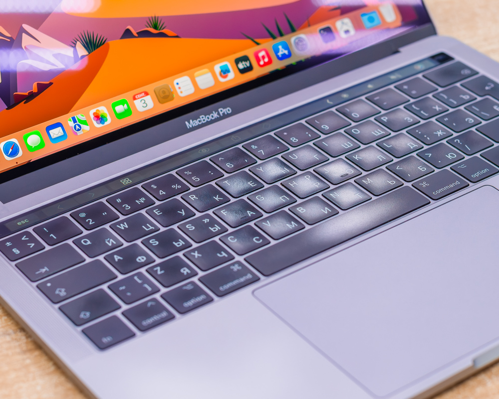 Ноутбук Apple MacBook Pro 13