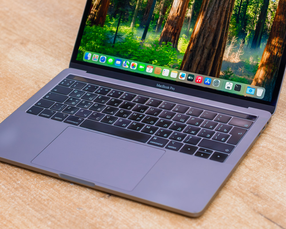 Ноутбук Apple MacBook Pro 13