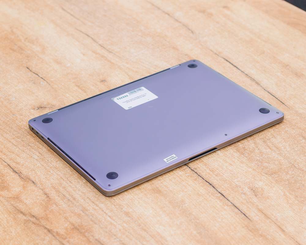 Ноутбук Apple MacBook Pro 13