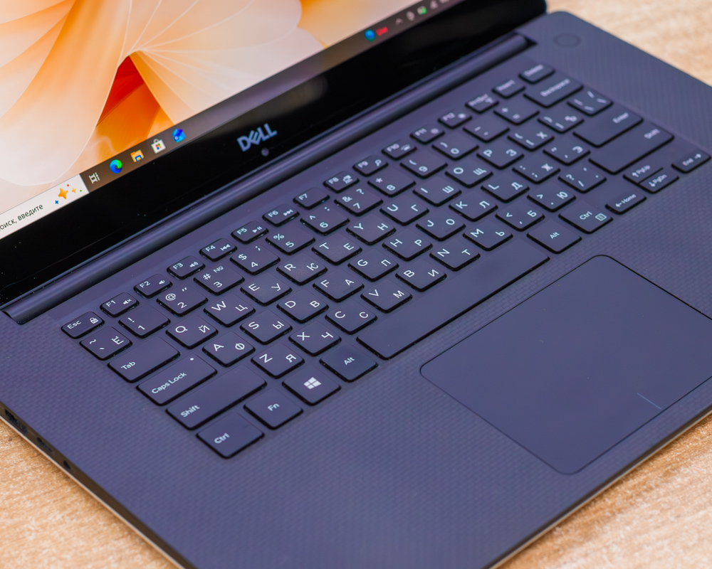Ноутбук Dell XPS 15 9570 (4K IPS/i7-8gen/GTX 1050 Ti 4GB/16GB/SSD 512GB)