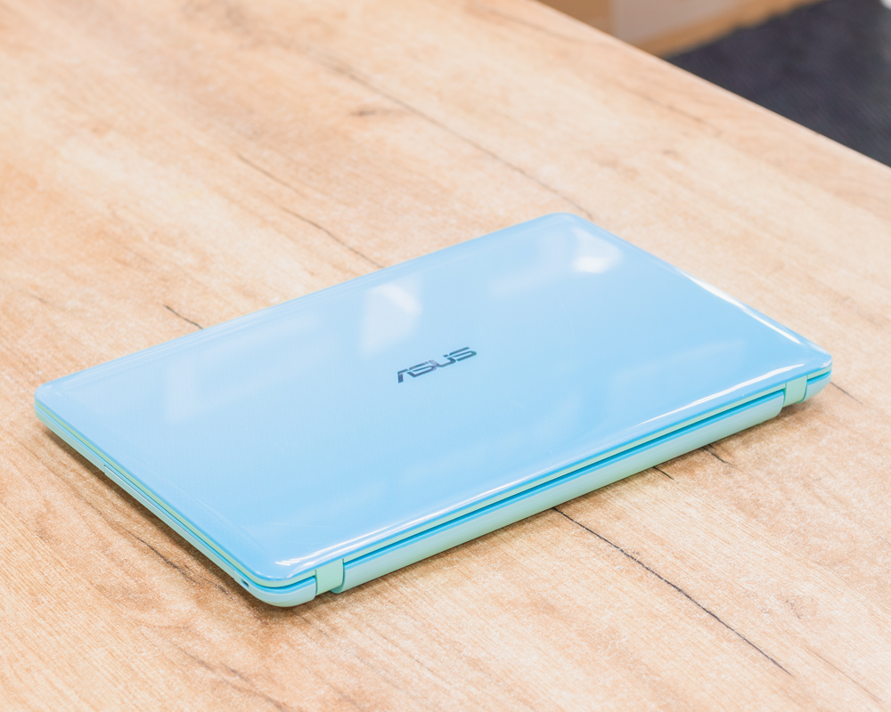Ноутбук Asus R541UV (FHD/i3-6gen/GeForce 920MX 2GB/8GB/SSD+HDD 128+640GB)