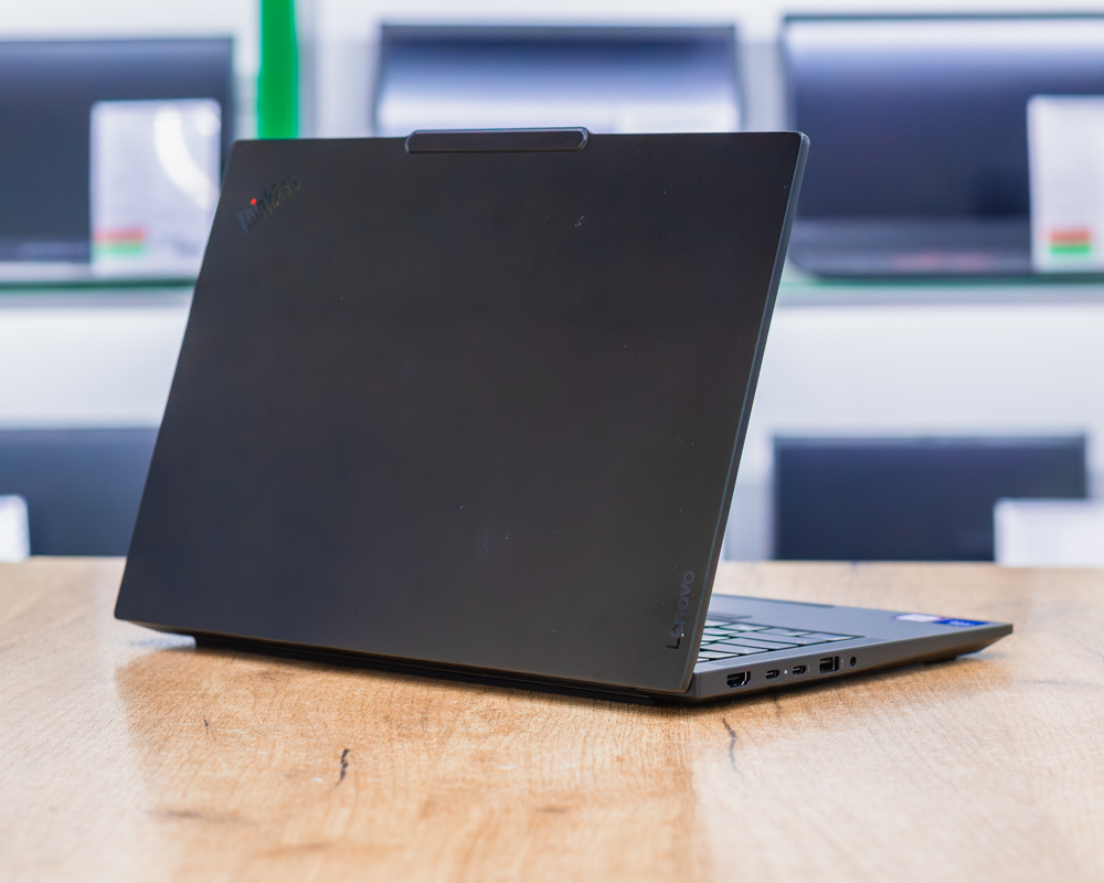 Ноутбук Lenovo ThinkPad E14 Gen 7 (FHD/Core 7 240H/32GB/SSD 512GB)
