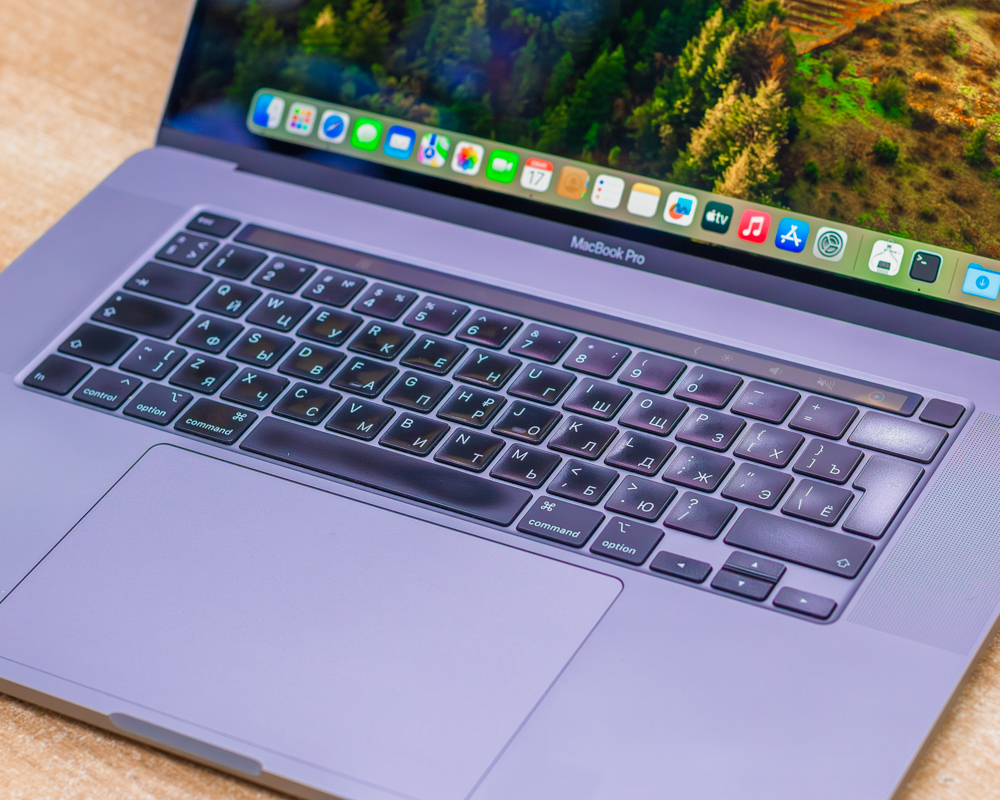 Ноутбук Apple MacBook Pro 16
