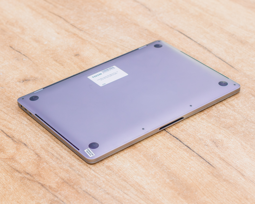 Ноутбук Apple MacBook Pro 13