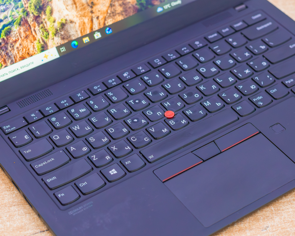 Ноутбук Lenovo ThinkPad X1 Carbon 7 Gen (FHD IPS/i7-8gen/16GB/SSD 512GB)