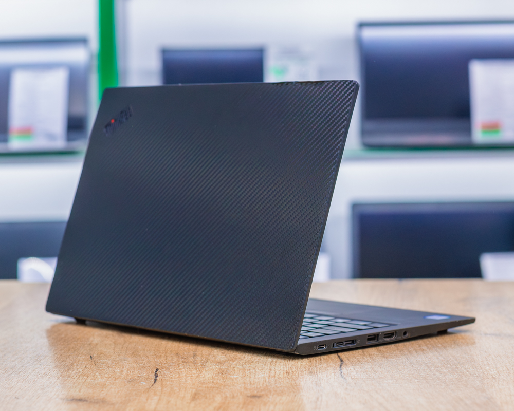 Ноутбук Lenovo ThinkPad X1 Carbon 7 Gen (FHD IPS/i7-8gen/16GB/SSD 512GB)