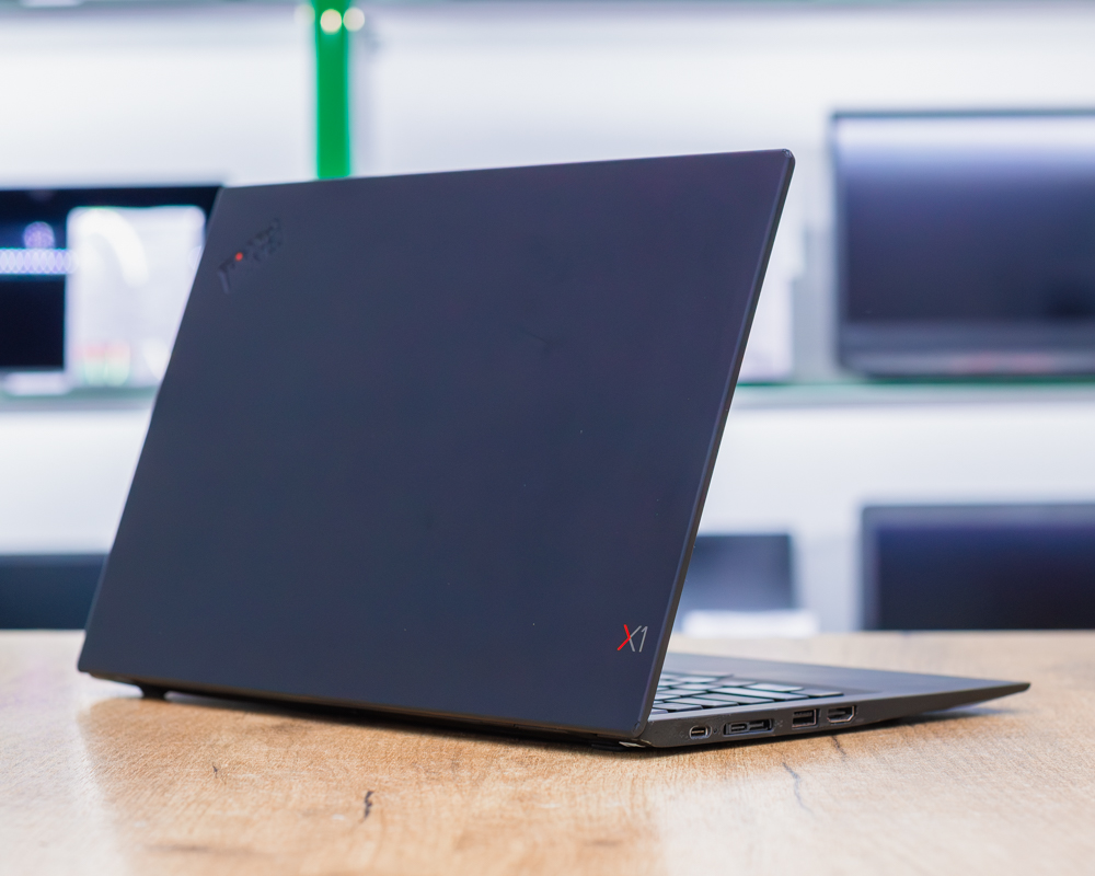 Ноутбук Lenovo ThinkPad X1 Carbon 6 Gen (FHD IPS/i7-8gen/16GB/SSD 512GB)
